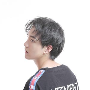 成熟女人记录自己被一根大黑屌操得快感不断
